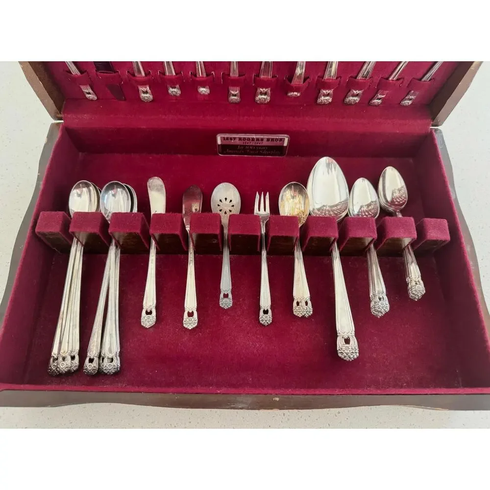 Vintage 1847 Rogers Bros 